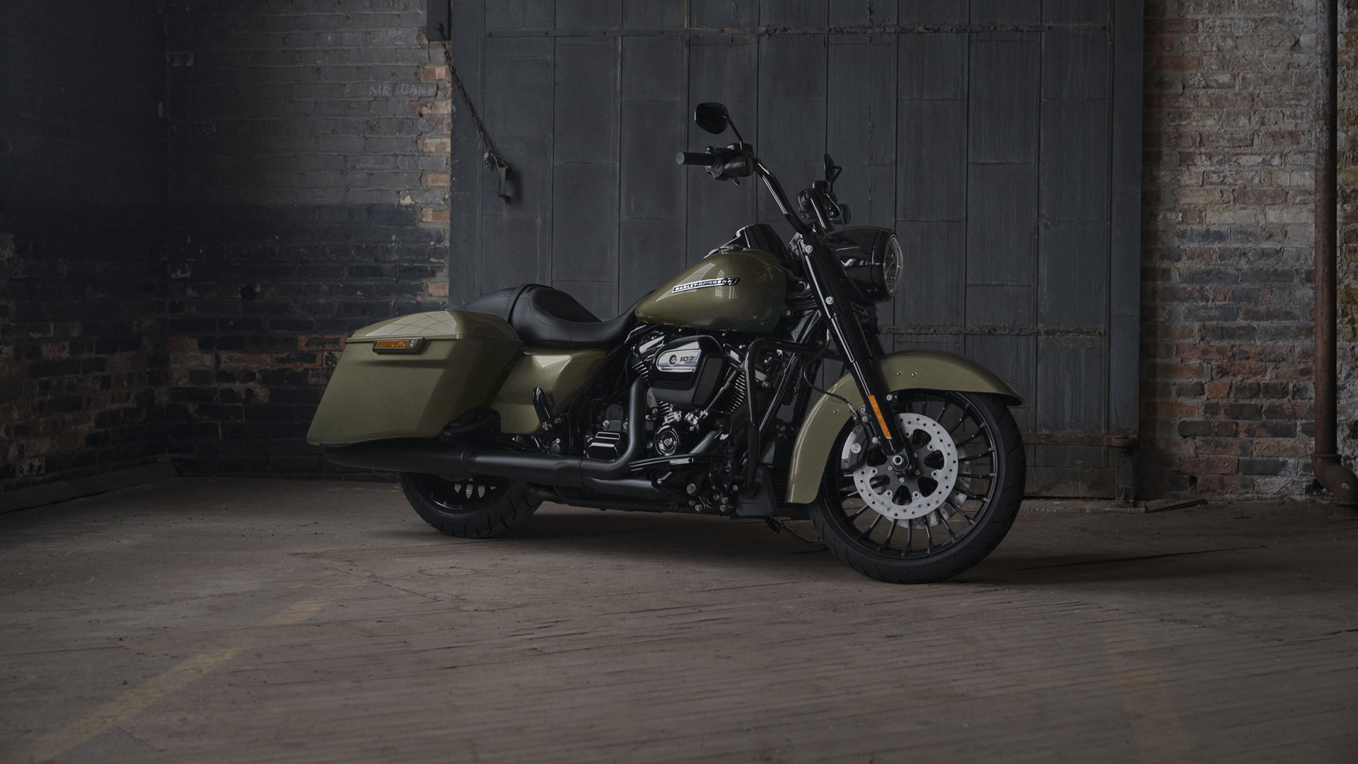 2017 harley davidson online road king special